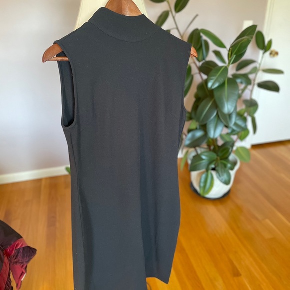 Storm and Marie High neck LBD with open back - Picture 2 of 4